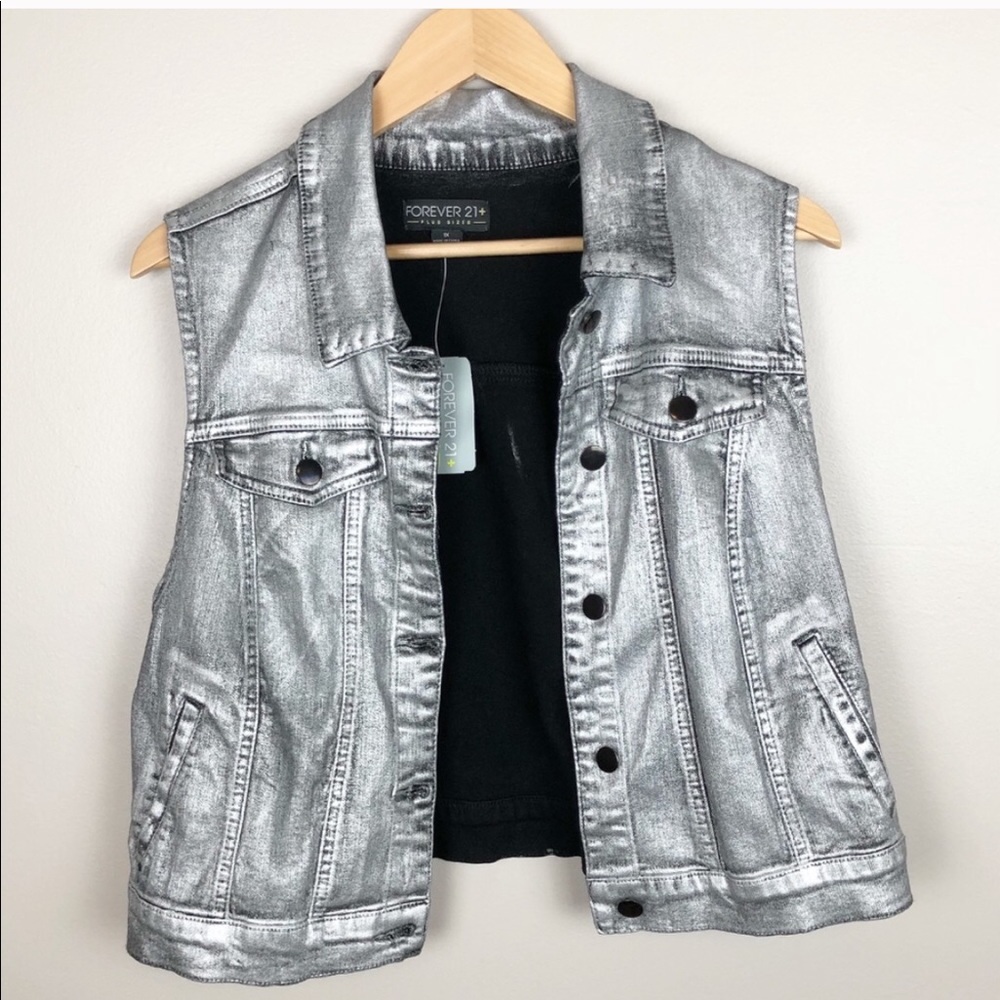 Forever 21 Silver Crop Vest